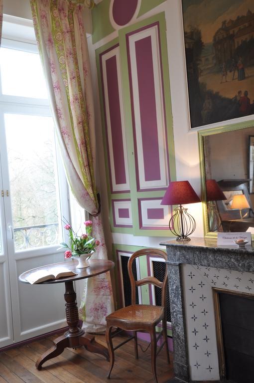 Le Chateau De La Vierge Bures-sur-Yvette Zimmer foto